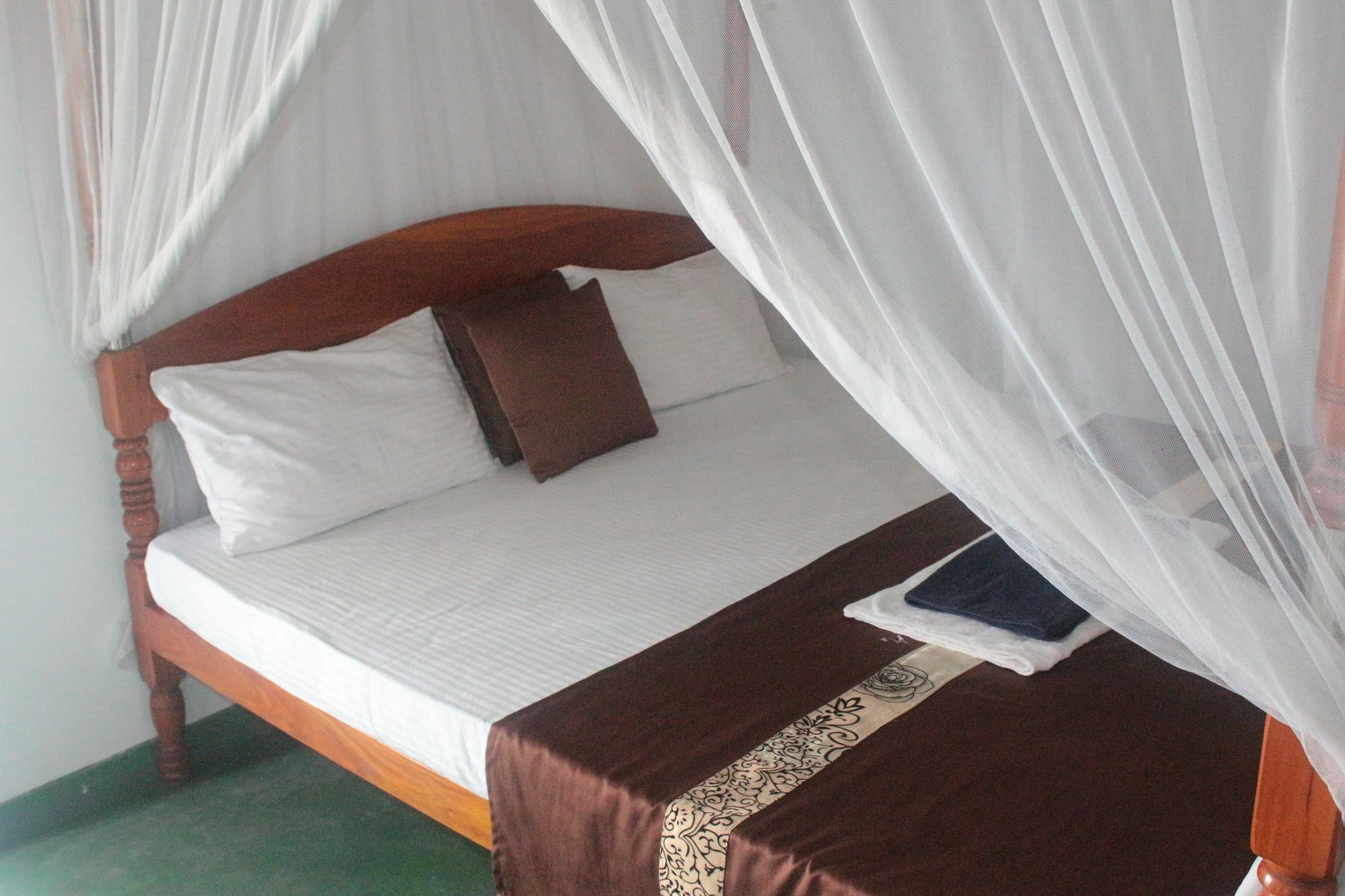 Julie Guest House Тангалла Экстерьер фото
